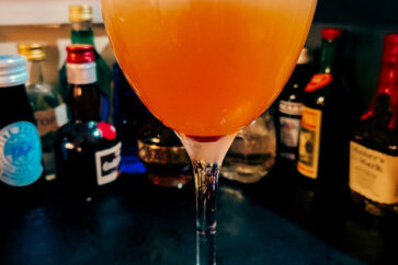 Bely. histoires de cocktails