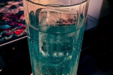 Bely. histoires de cocktails