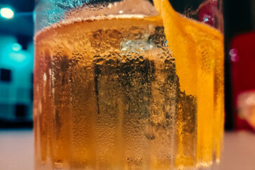 Bely. histoires de cocktails