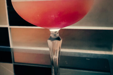 Bely. histoires de cocktails